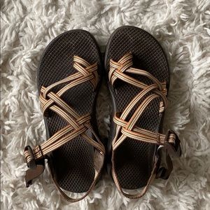 women’s chacos